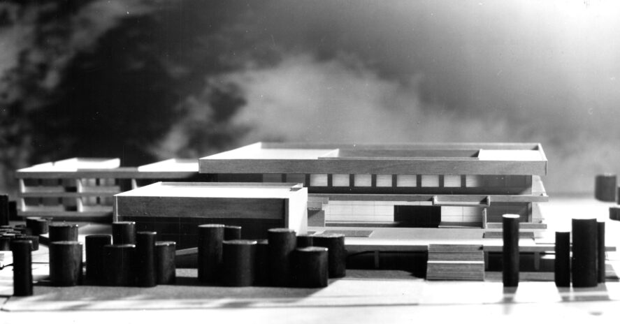 MODEL (1973-1975)