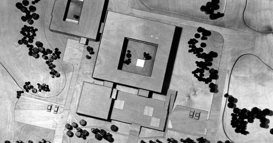 MODEL (1973-1975)