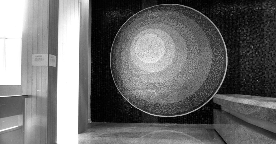 MOSAIC (1975)